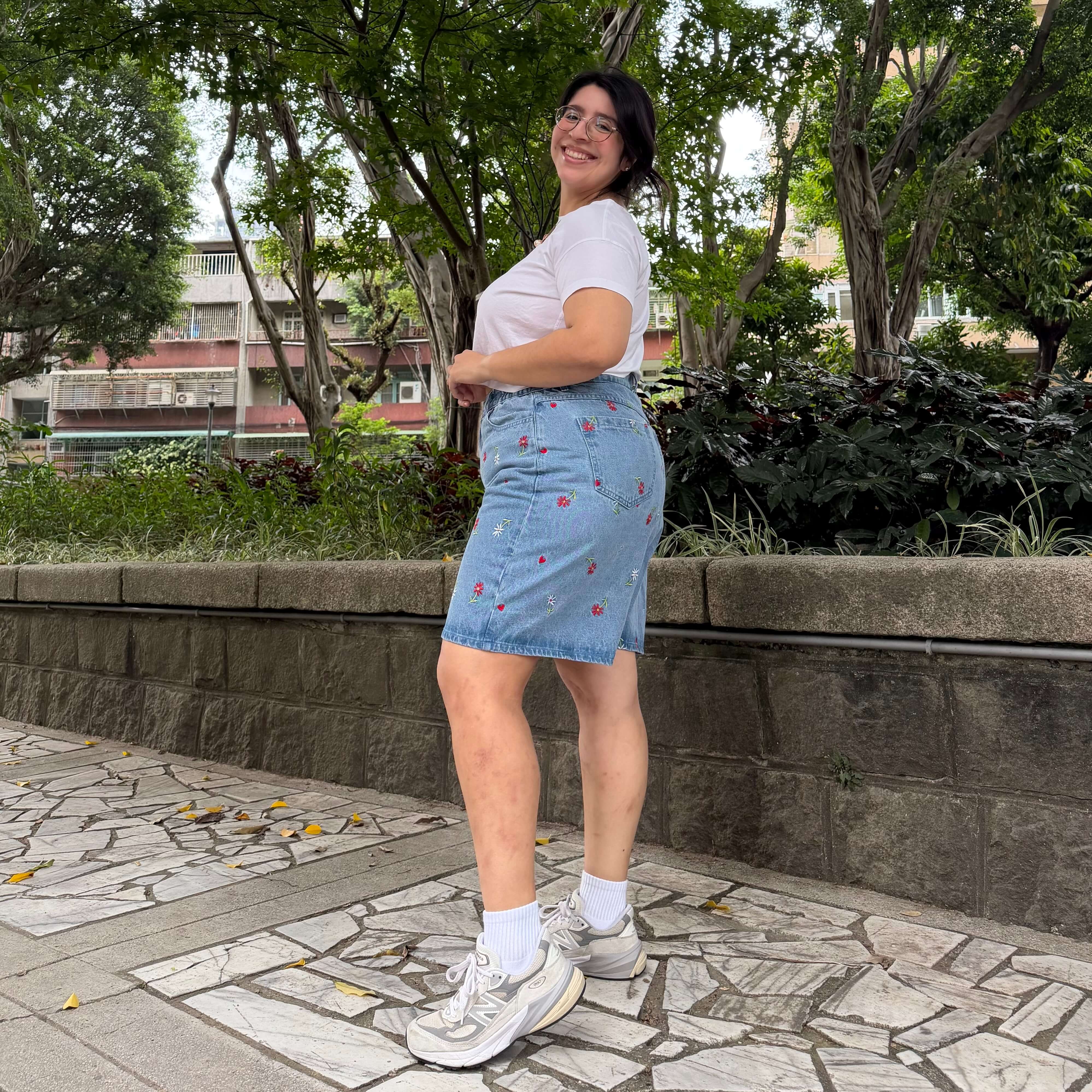 Meadow Denim Shorts - Light Wash